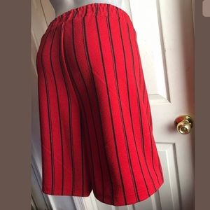 NEW HOT KISS STRIPED RED/BLACK SHORTS PLUS SIZE 3X